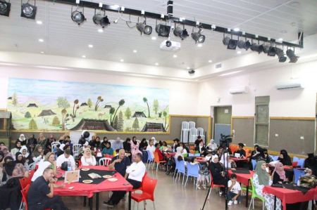  رهط بتخرّج كوكبة طالبات أنهين الصف العاشر والصف الثاني عشر.